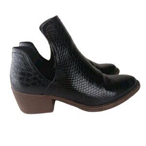 Volatile Snake Skin Booties Womens Size 10 Black Man Made Upper